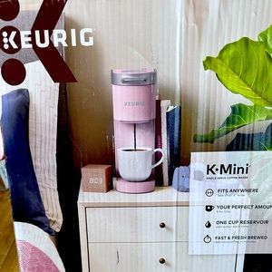 Keurig K-mini, pink NWT